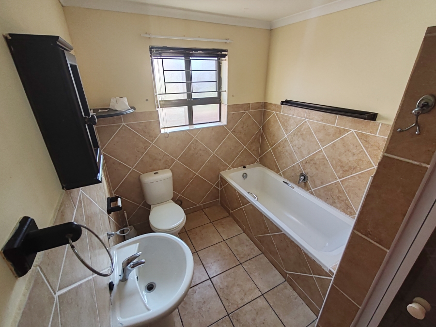 3 Bedroom Property for Sale in Bluewater Bay Western Cape